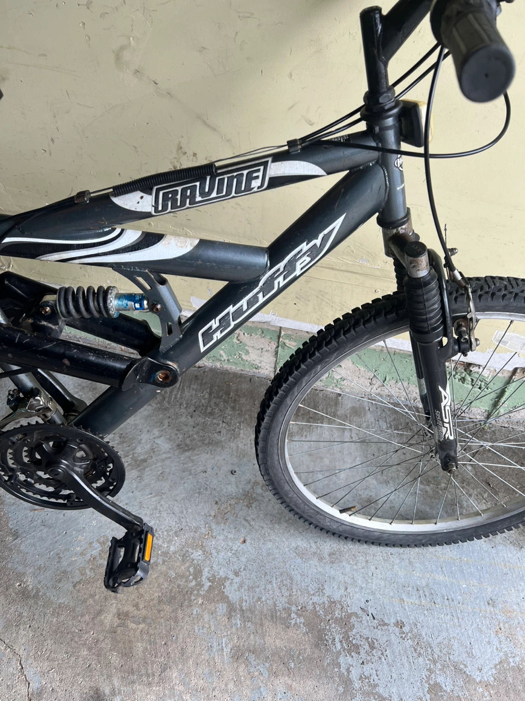 Huffy 26”  Mountain Bike (best offer) - photo 2