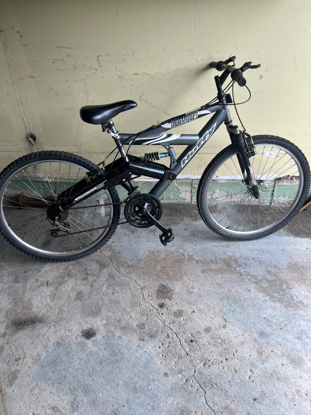 Huffy 26”  Mountain Bike (best offer) - photo 3