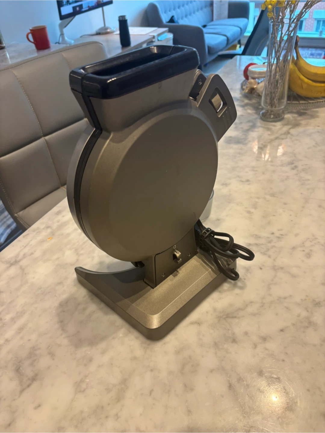 Cuisinart Waffle Maker (vertical) - photo 3