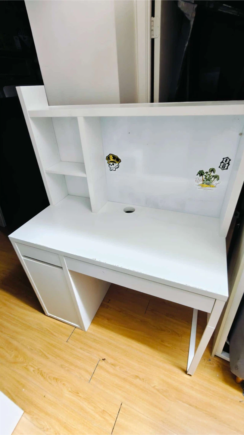 IKEA MICKE Desk, White