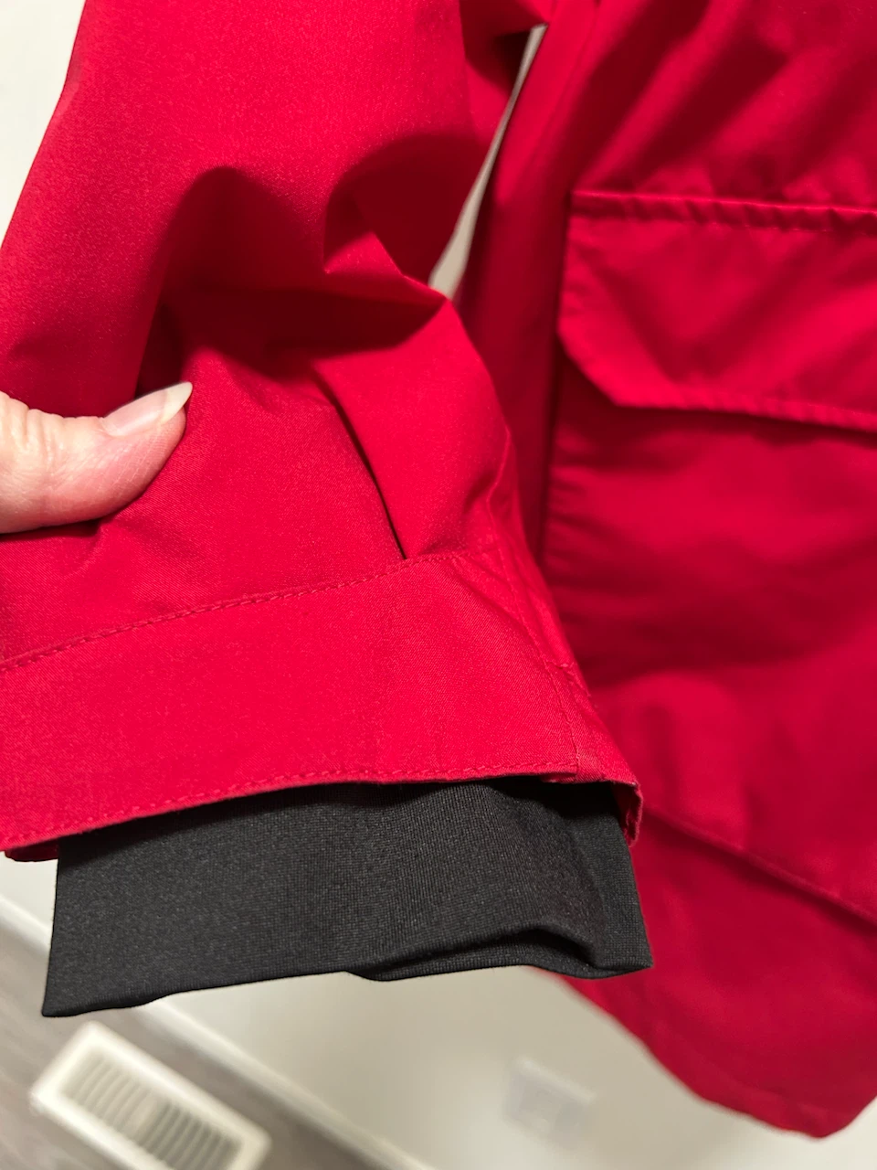 Canadiana Red Hooded Jacket Size 2X - photo 4