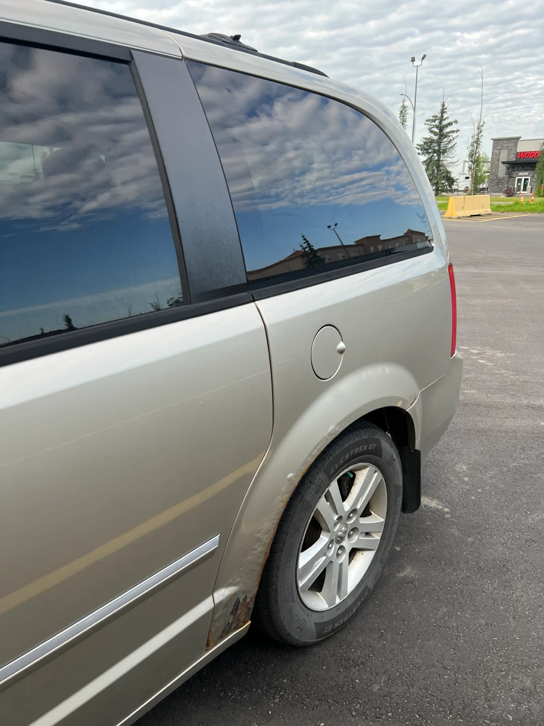 2008 Dodge Grand Caravan SXT 3.8L – 190,100 km - photo 2