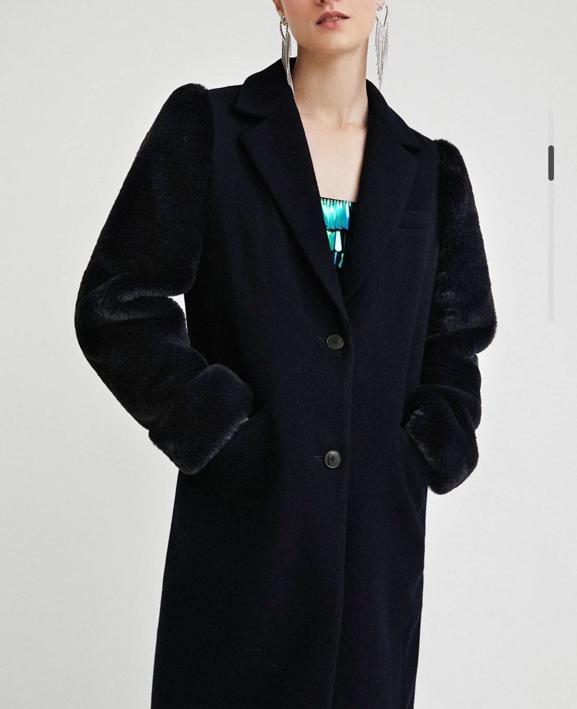 Desigual Black Coat with Faux Fur Sleeves - photo 2