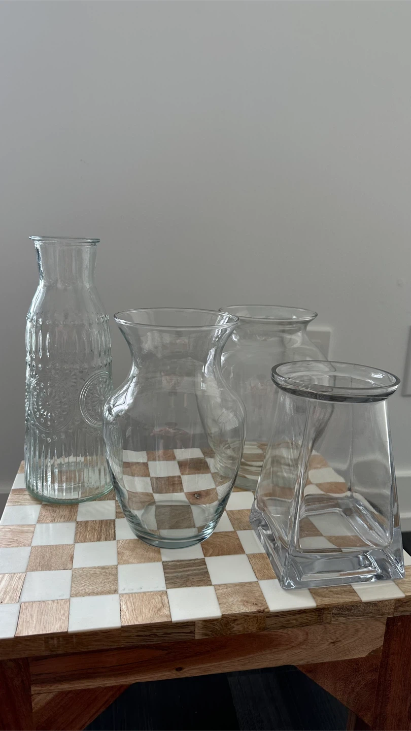 Set of 4 Clear Glass Vases/Pitchers - photo 2