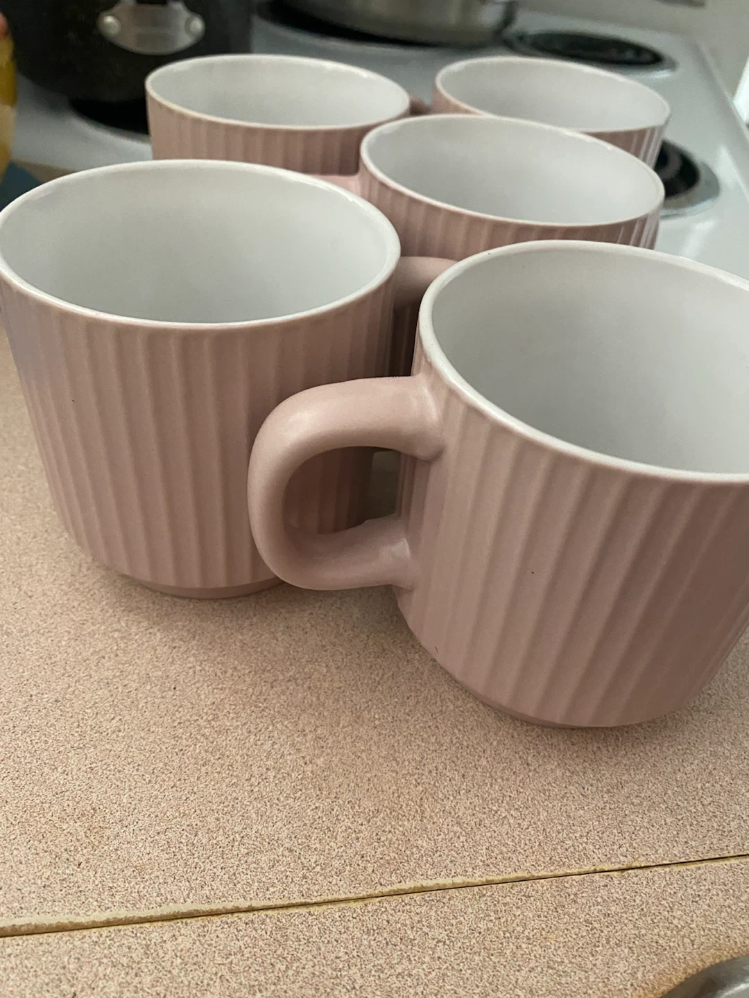 Set of 5 Pink Ribbed Mugs