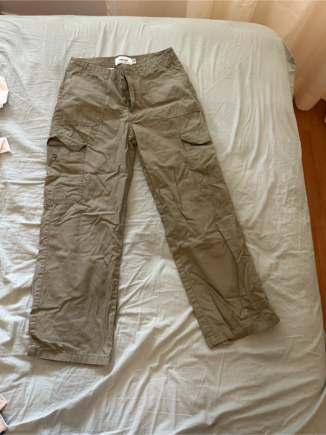 Refuge Cargo Pants - Khaki