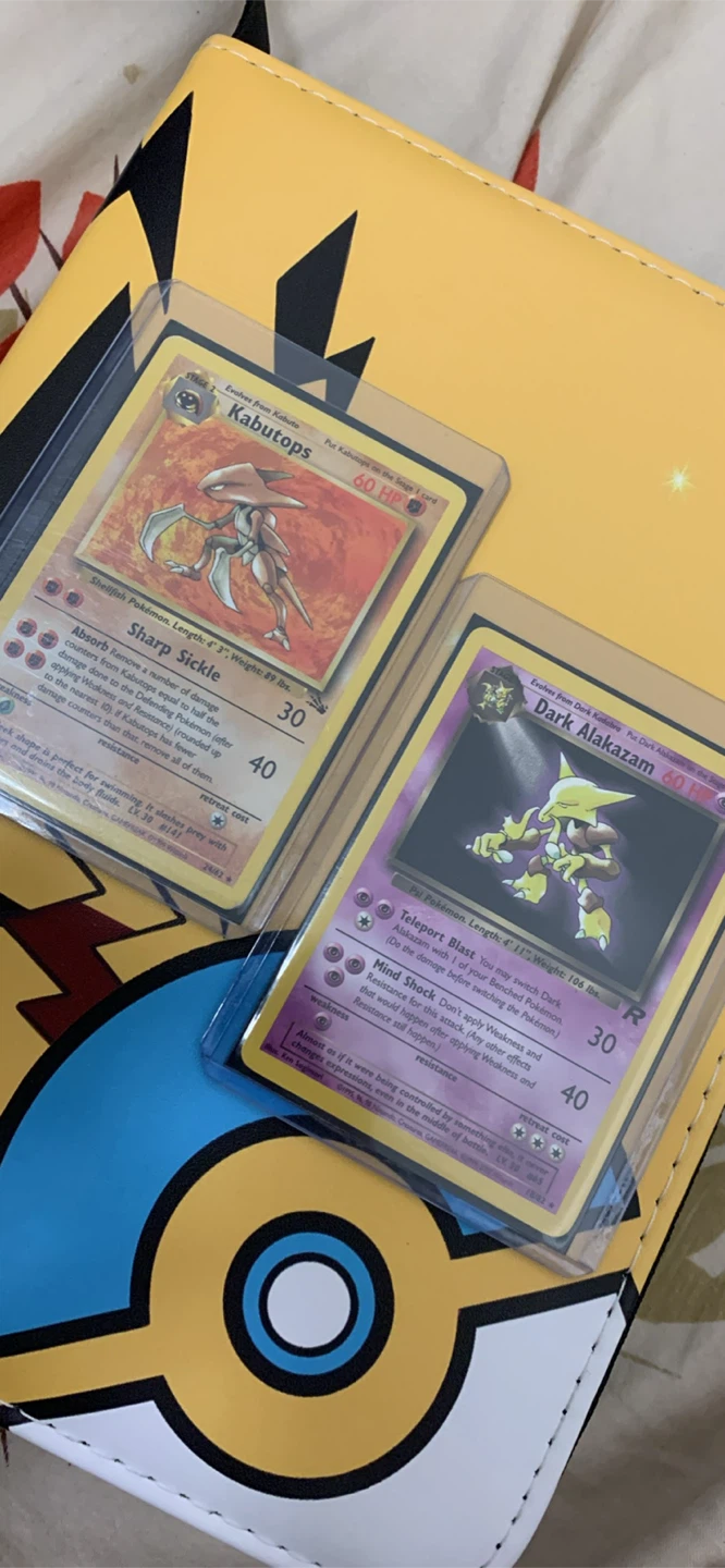 Pokémon Cards - Kabutops & Dark Alakazam non-holo