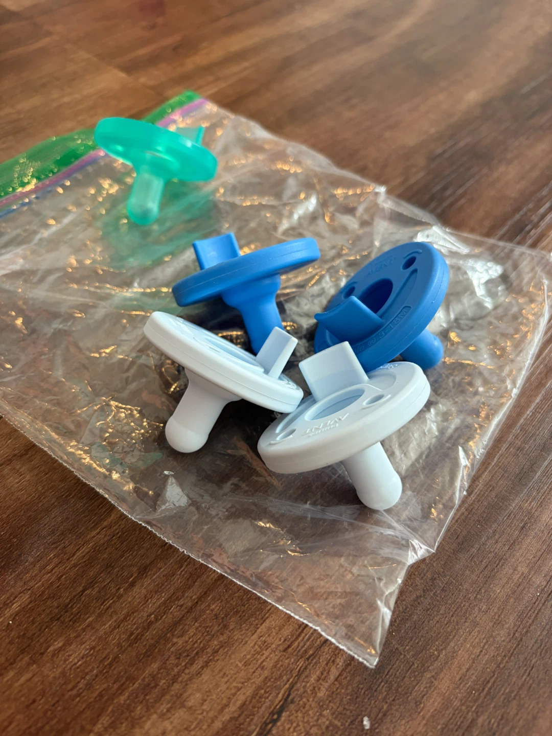 0-3M & 3-18m soothers
