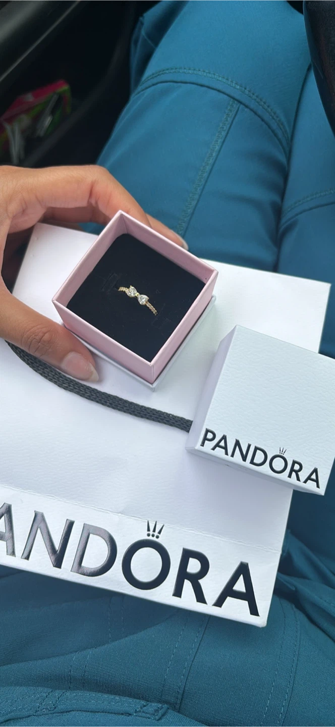New Pandora Gold Bow Ring Size-5 - photo 2