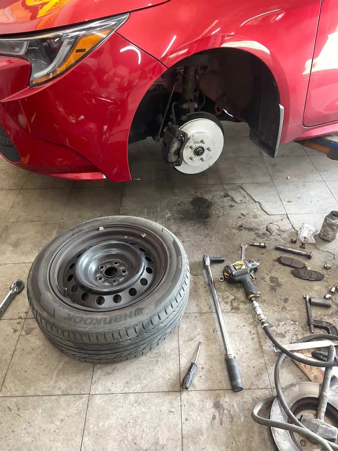 Seasonal tire change at your home