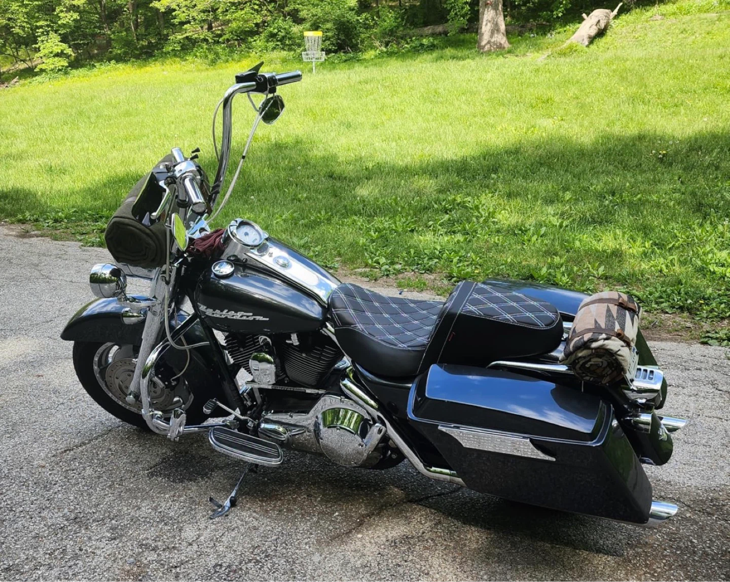 Driver and Passenger Seat for Harley - New - photo 3