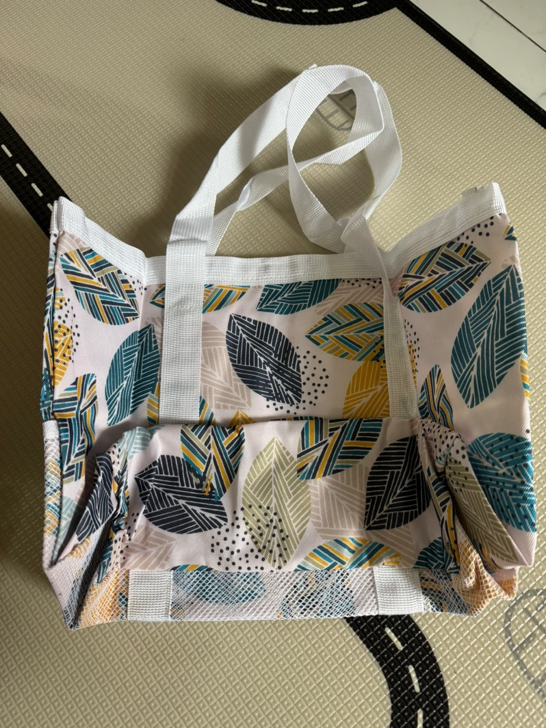 Leaf Print Tote Bag with Mesh Pockets - photo 2