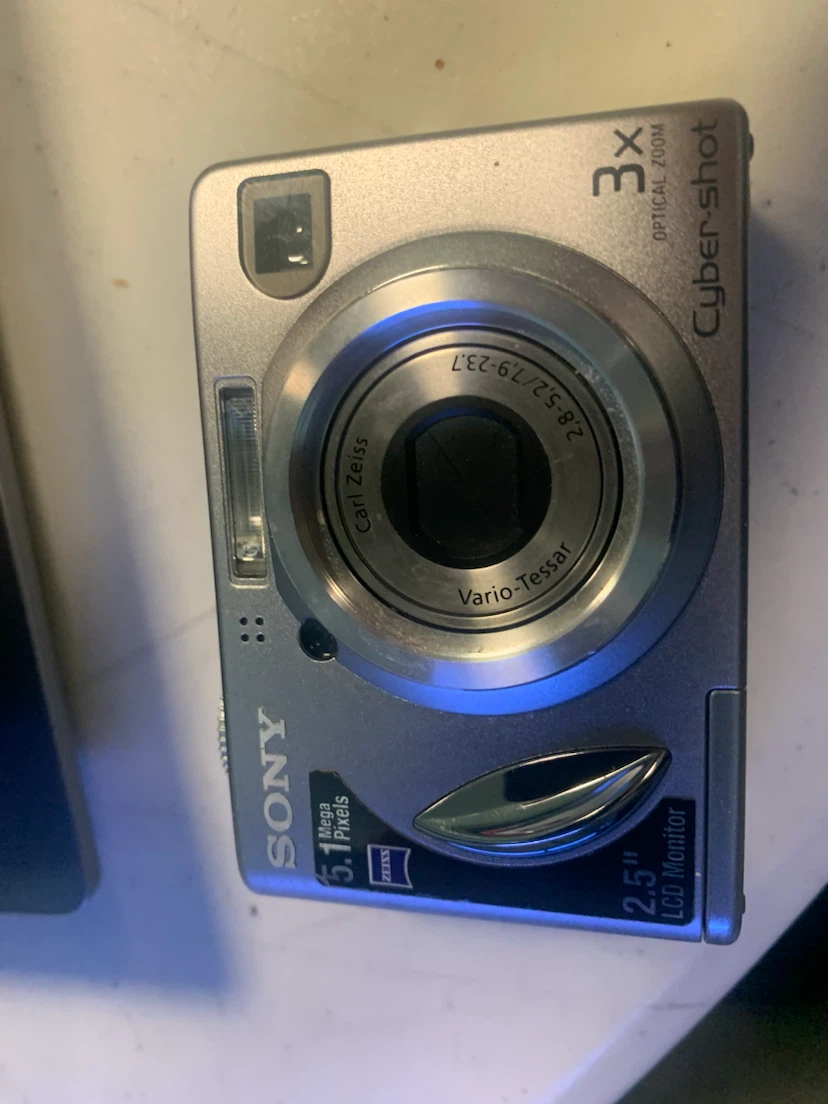 Sony Cyber-shot DSC-W5 Digital Still Camera - photo 5