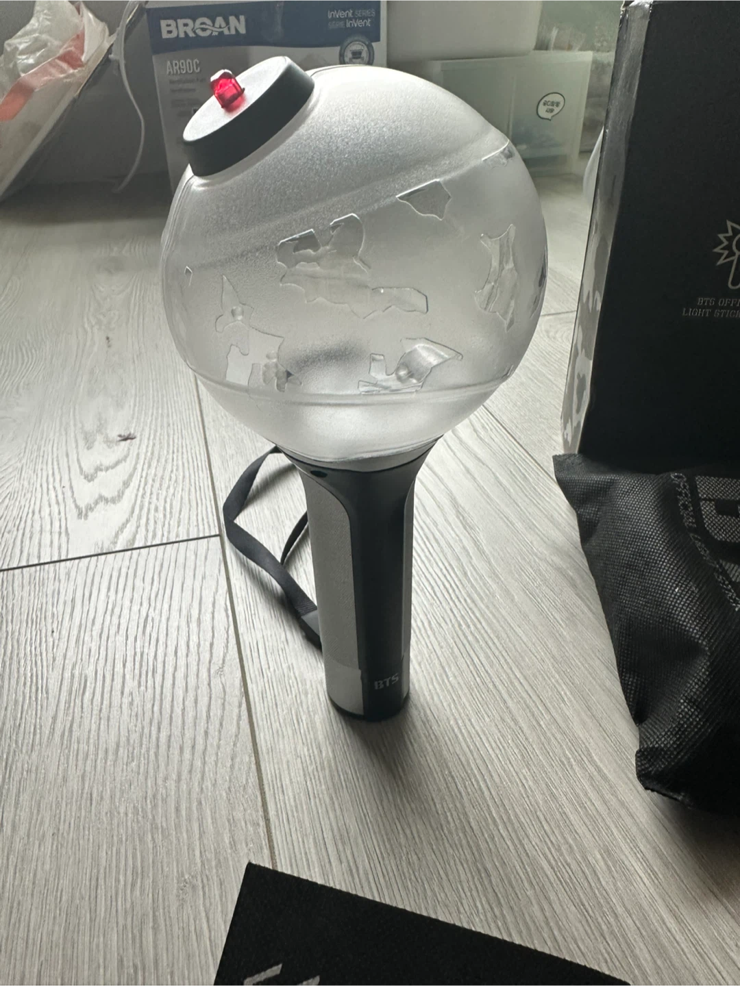 BTS Official Light Stick Ver. 2 - Collectors Item - photo 2