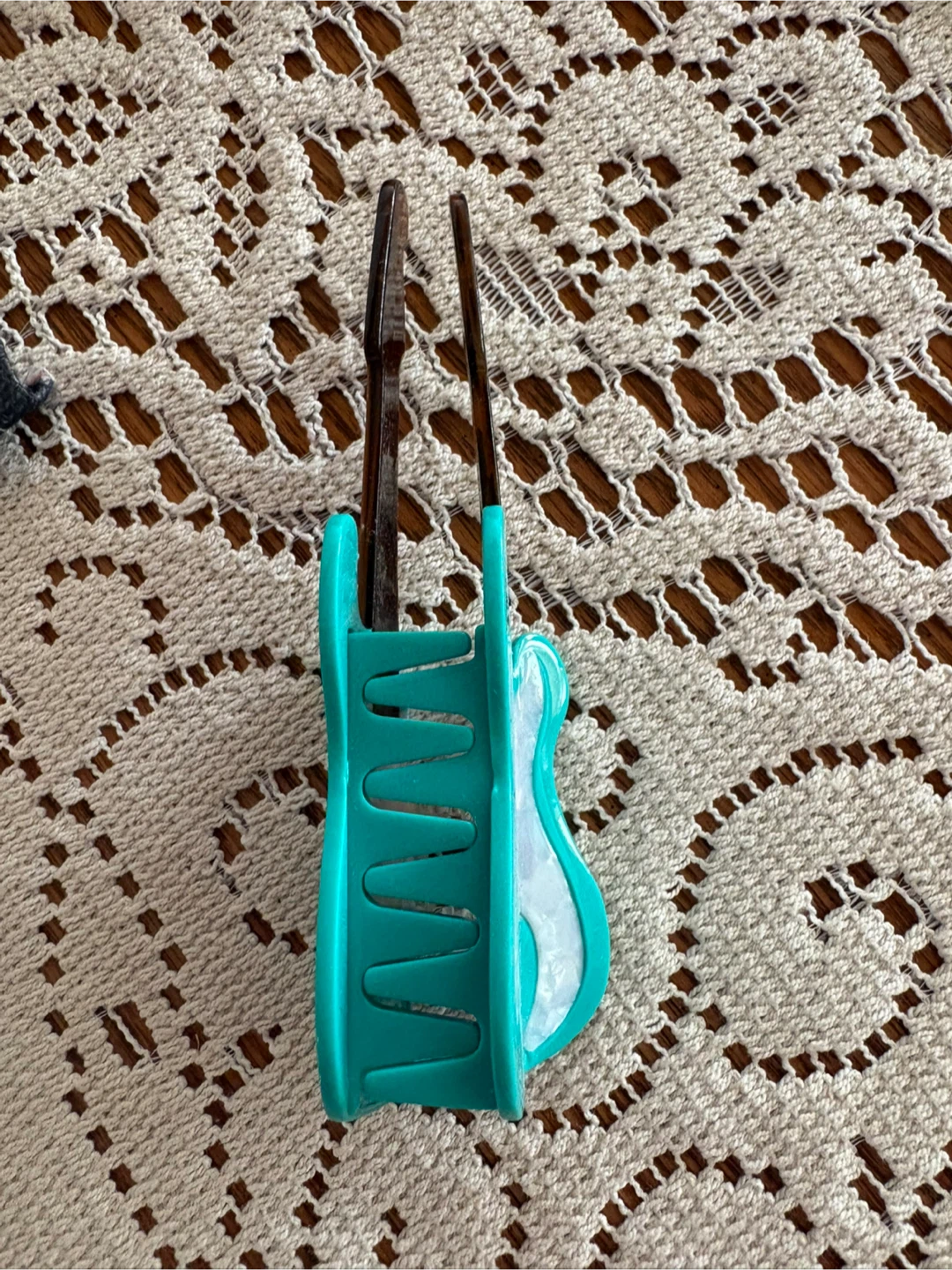Teal Guitar Claw Clip - photo 2