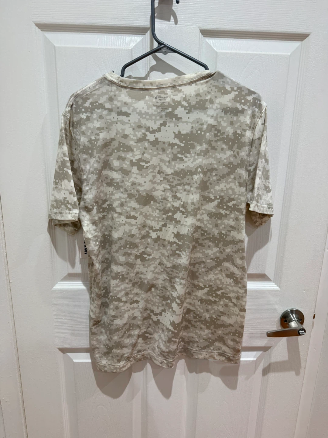 Old Navy Active Digital Camo T-Shirt - photo 3
