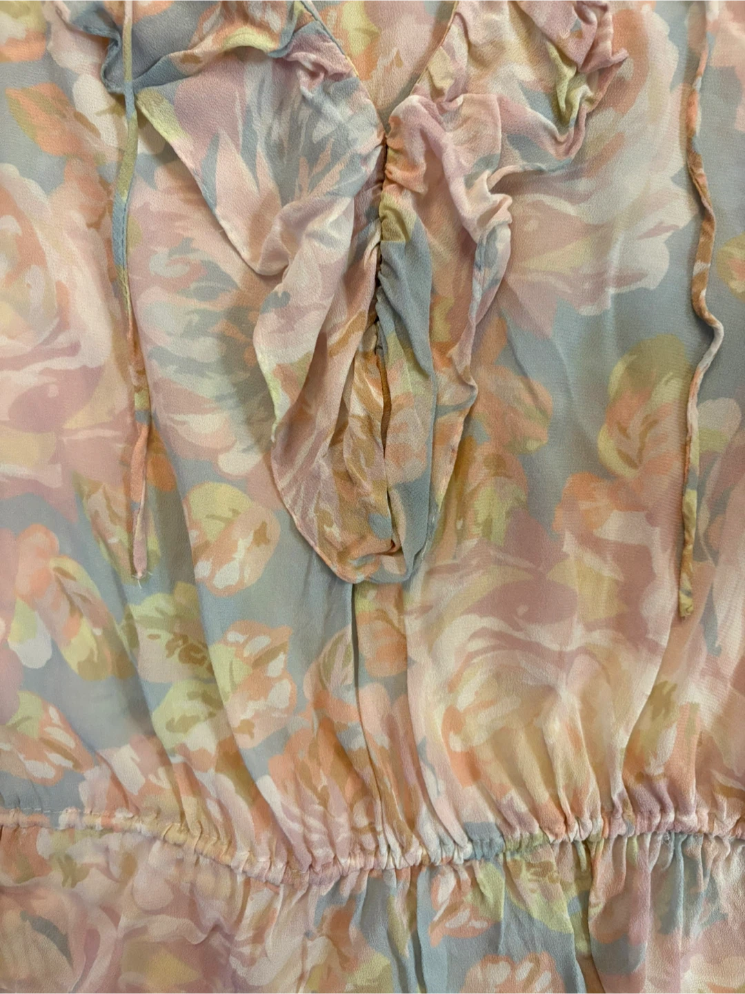 Lightweight Zara blouse pastel floral print ruffled neckline - photo 3