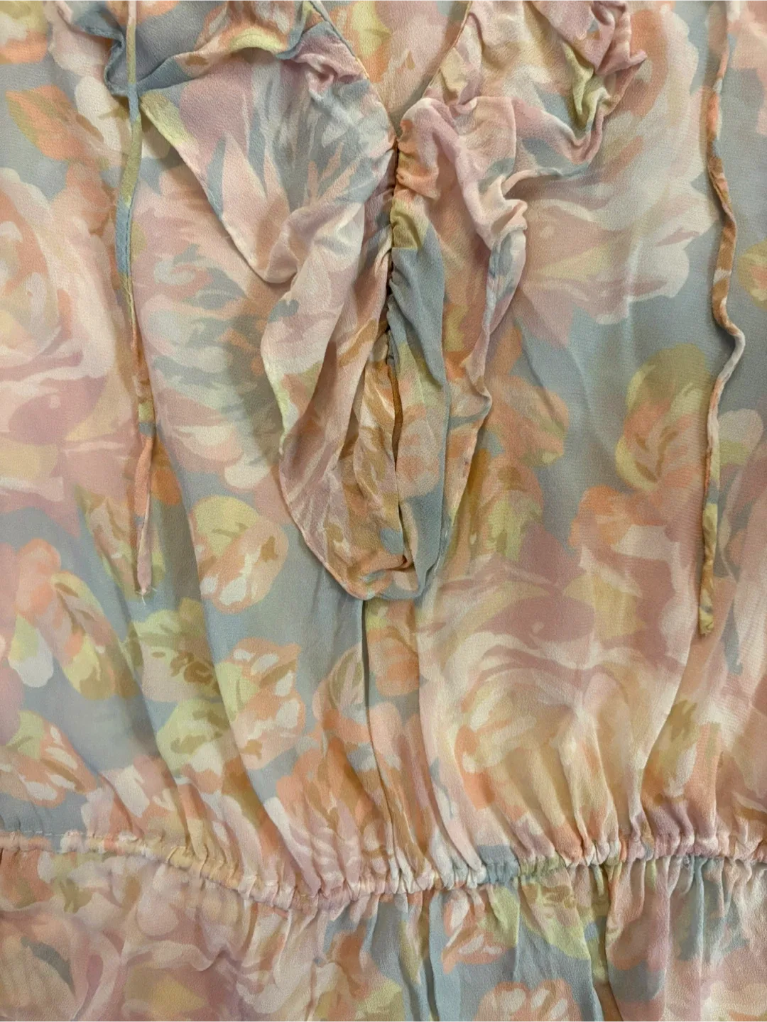 Lightweight Zara blouse pastel floral print ruffled neckline - photo 3