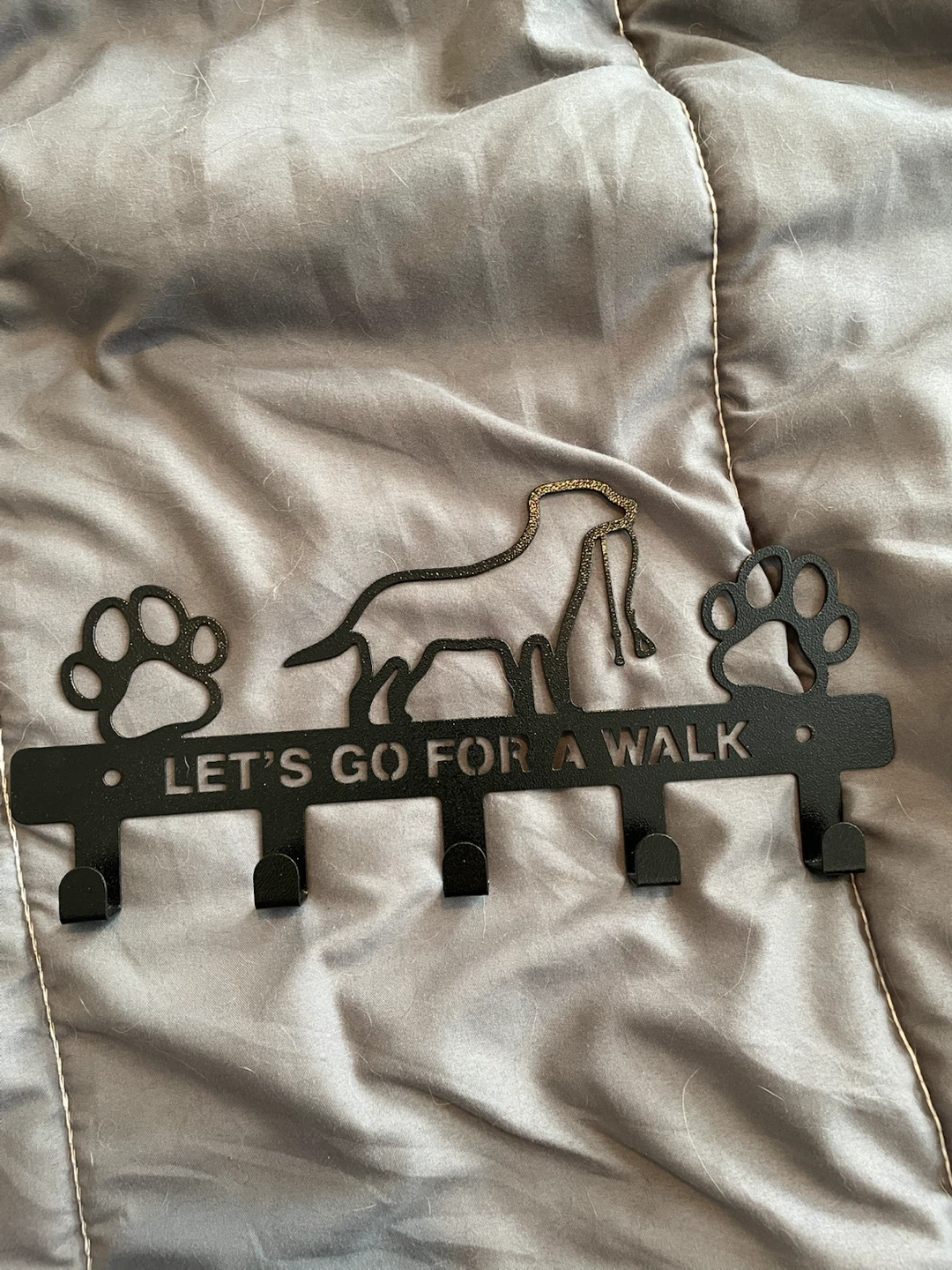 Small Dog Leash Holder