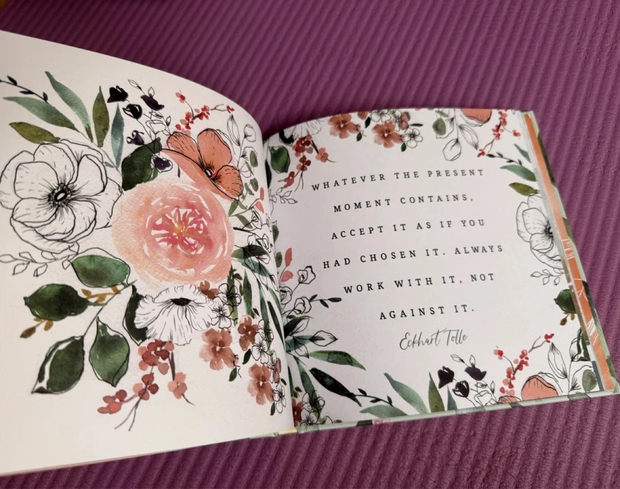 NEW✨Be Still Hardcover Book - photo 2