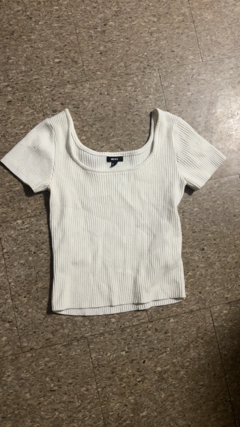 MOXX Ribbed White Cropped Top