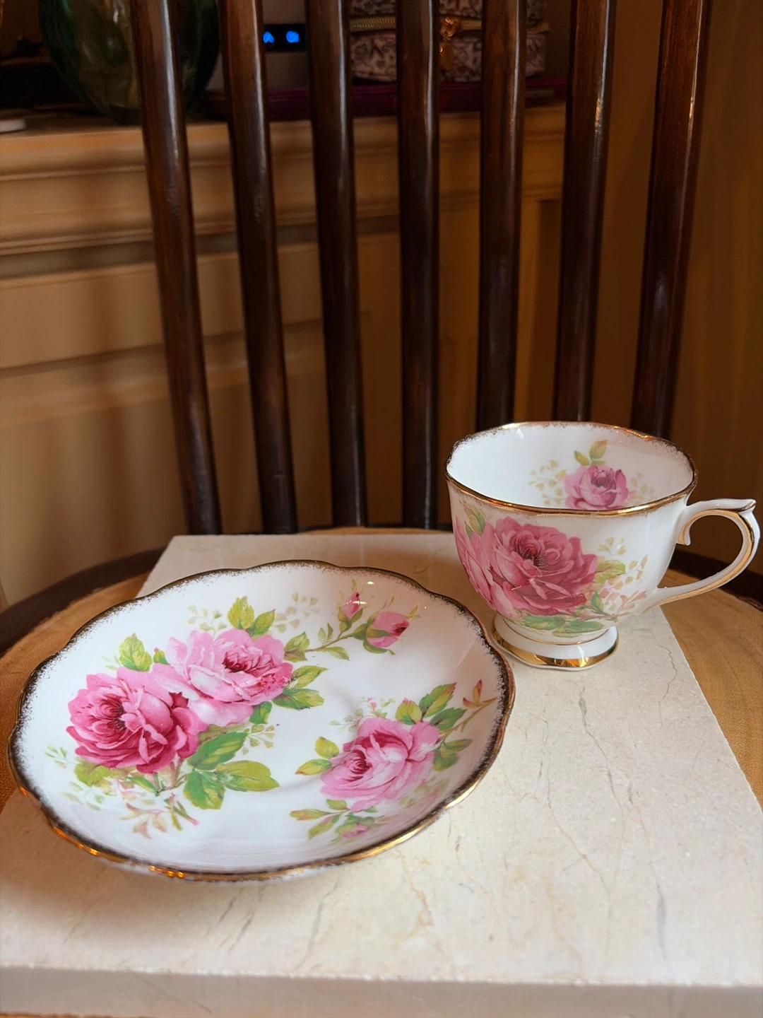Gorgeous American Beauty Bone China Tea Cup - photo 2