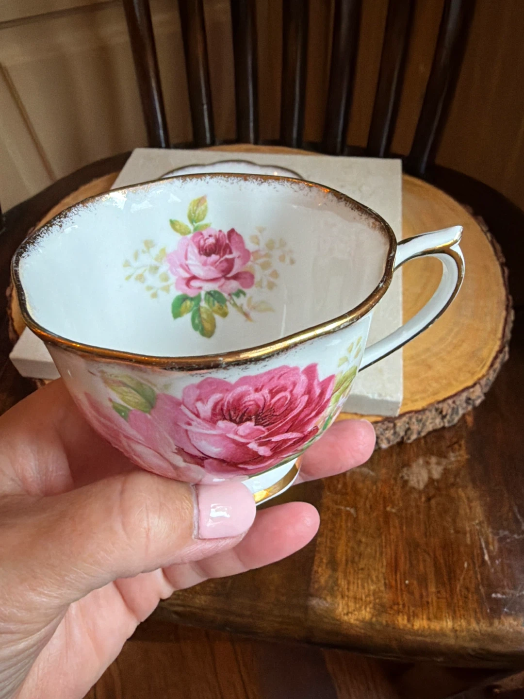Gorgeous American Beauty Bone China Tea Cup - photo 5