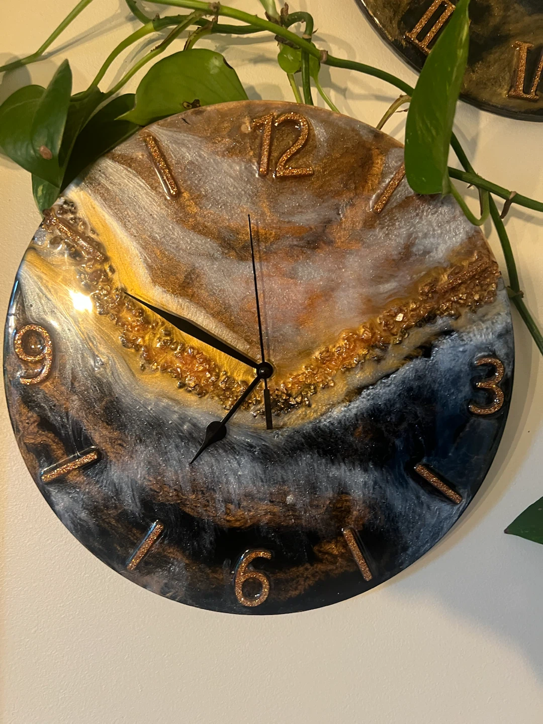 Resin Wall Clock - Unique Art Design