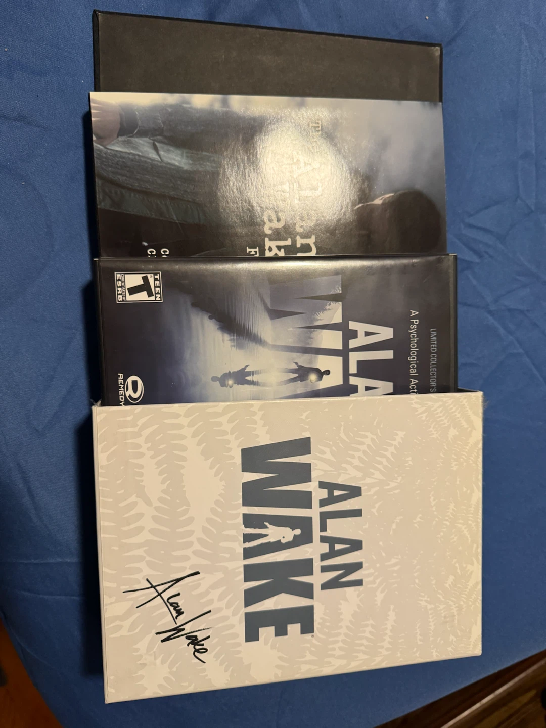 Alan Wake Limited Collector's Edition for Xbox 360 - photo 3