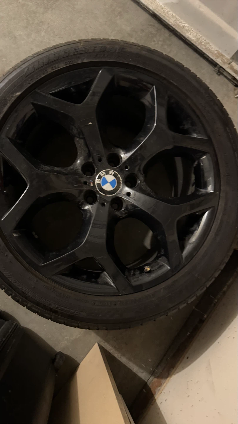 BMW Black Alloy Wheel with Tire