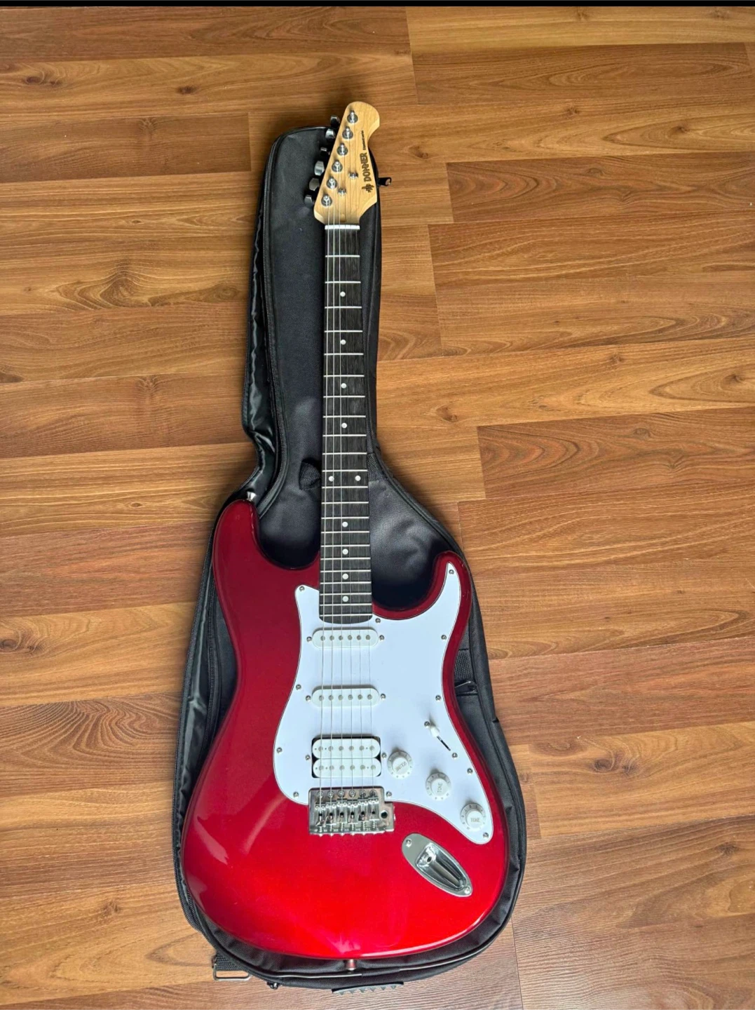 Donner Red Electric Guitar Set