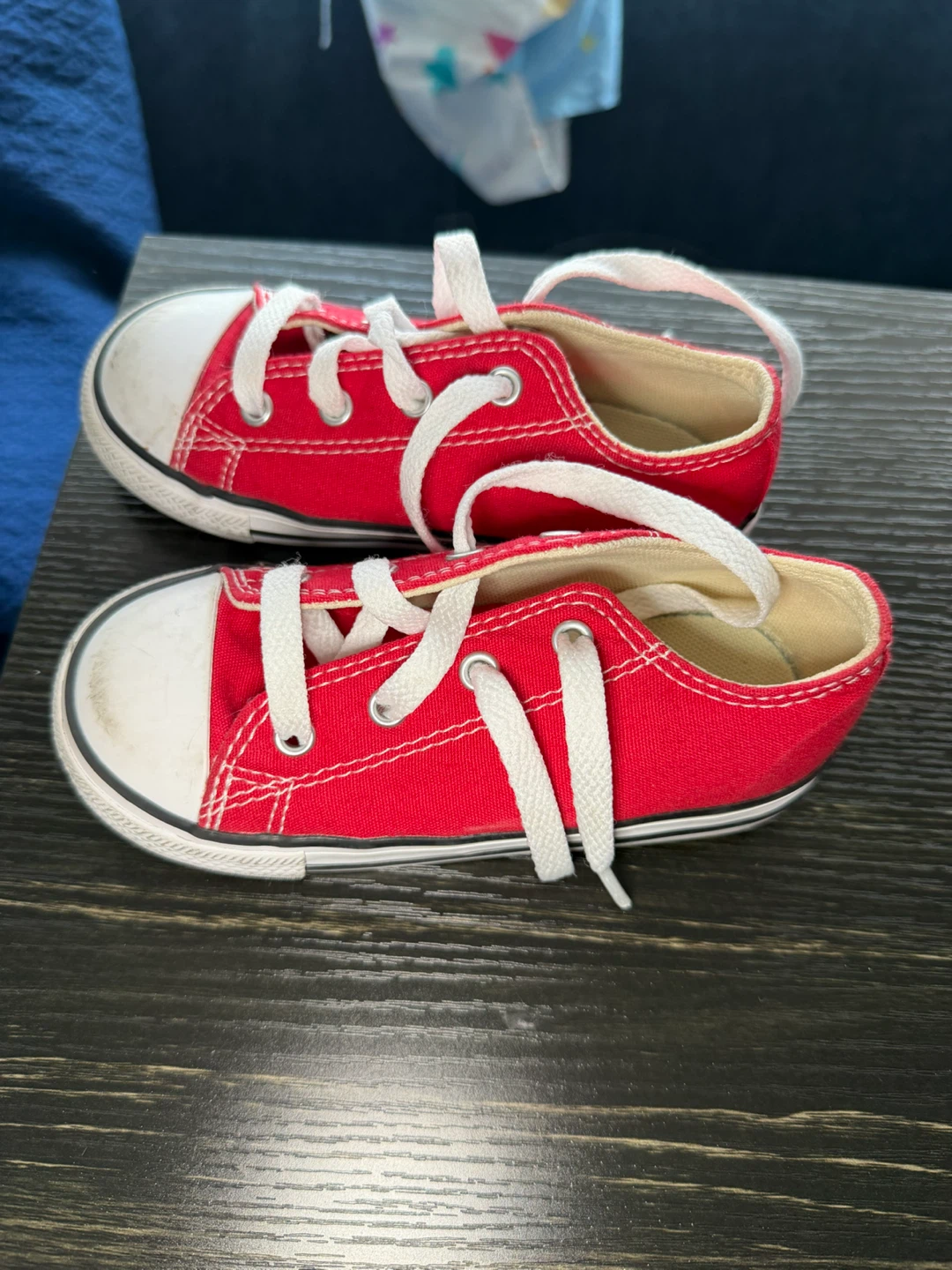 Red Converse All Star Sneakers – Toddler Size 9
