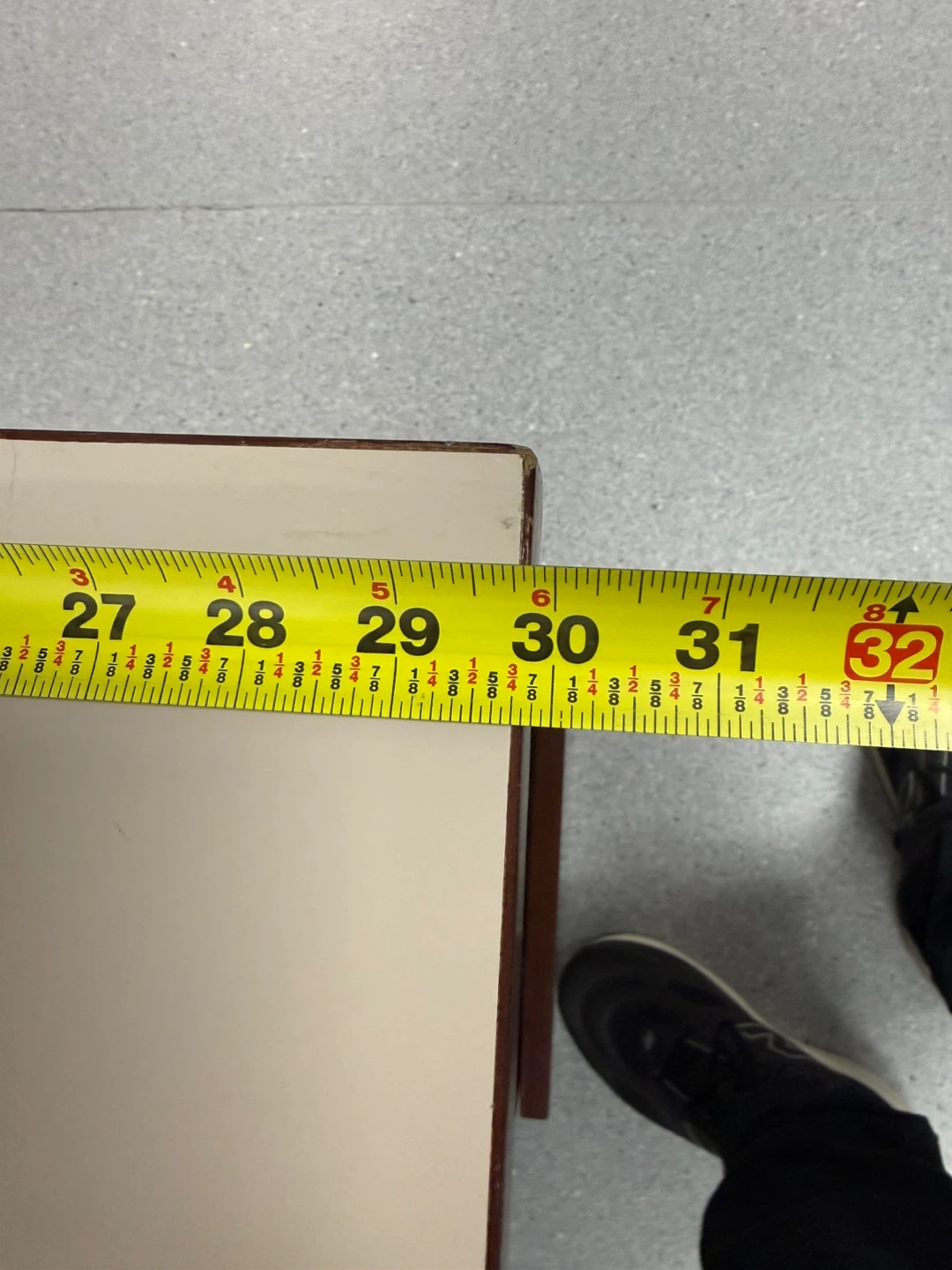 Large wood office desk - photo 3