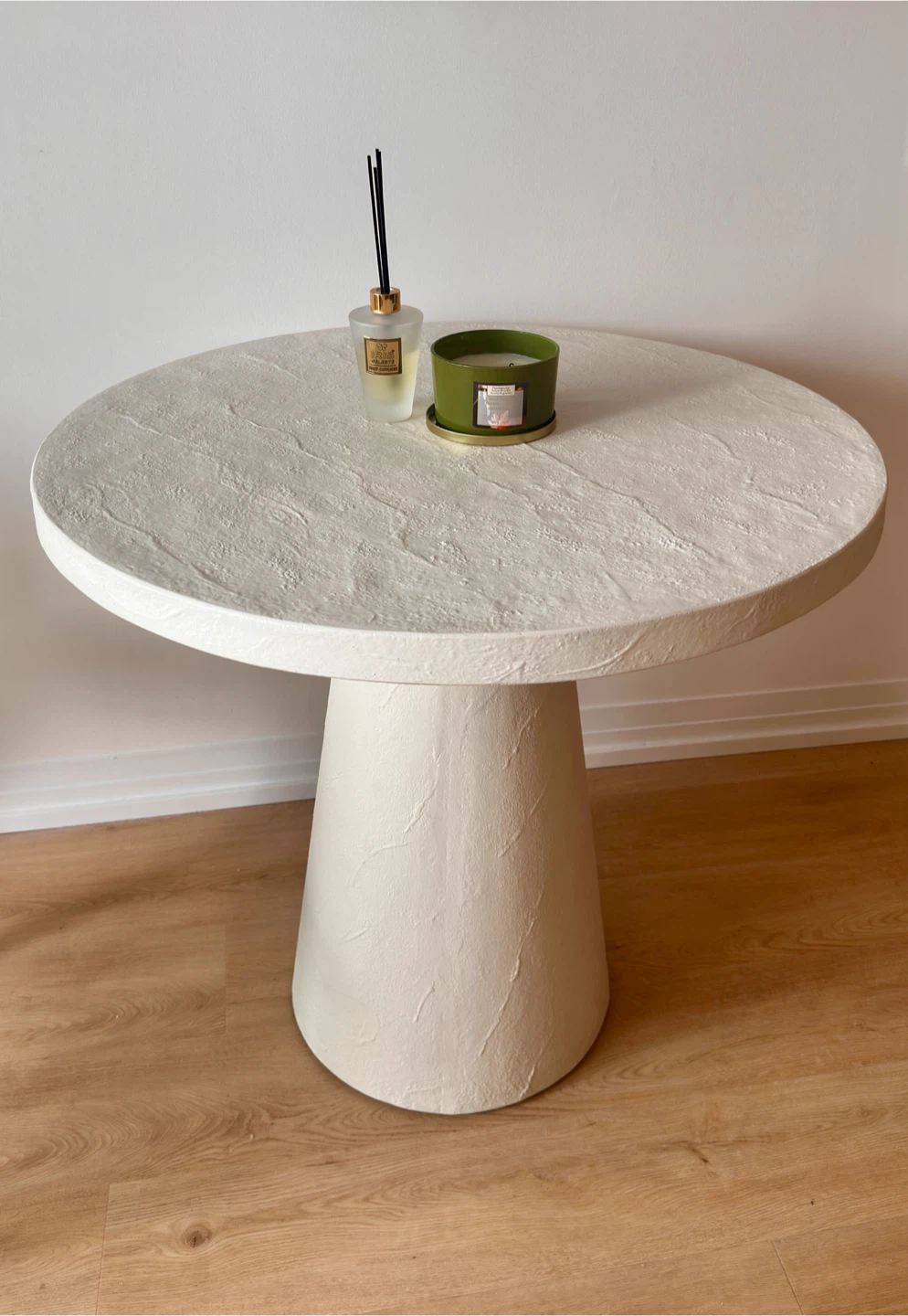 Create and Barrel (32'Round Pedestal Dining Table)