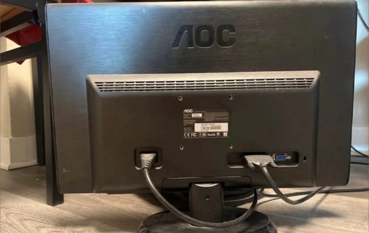 AOC 20 inch LED Monitor E2050S
