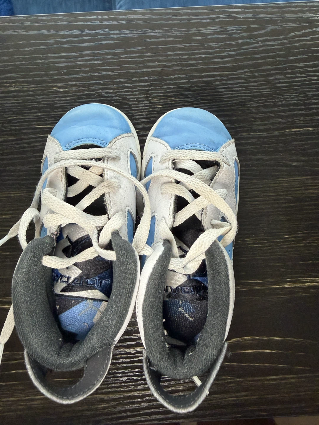 Jordan White & Blue High-Top Sneakers – Toddler Size 7C - photo 4