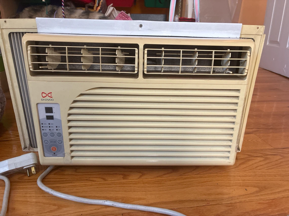 AC Daewoo window unit
