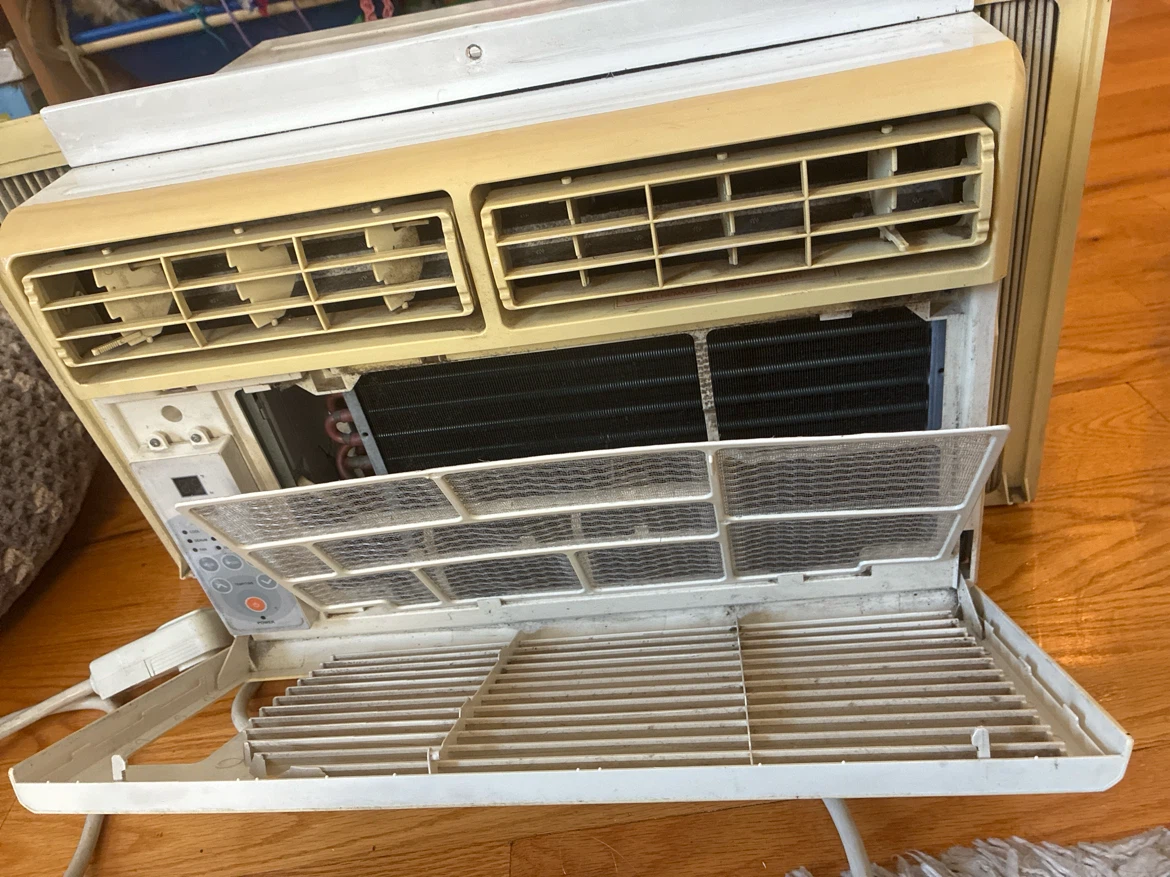 AC Daewoo window unit - photo 3