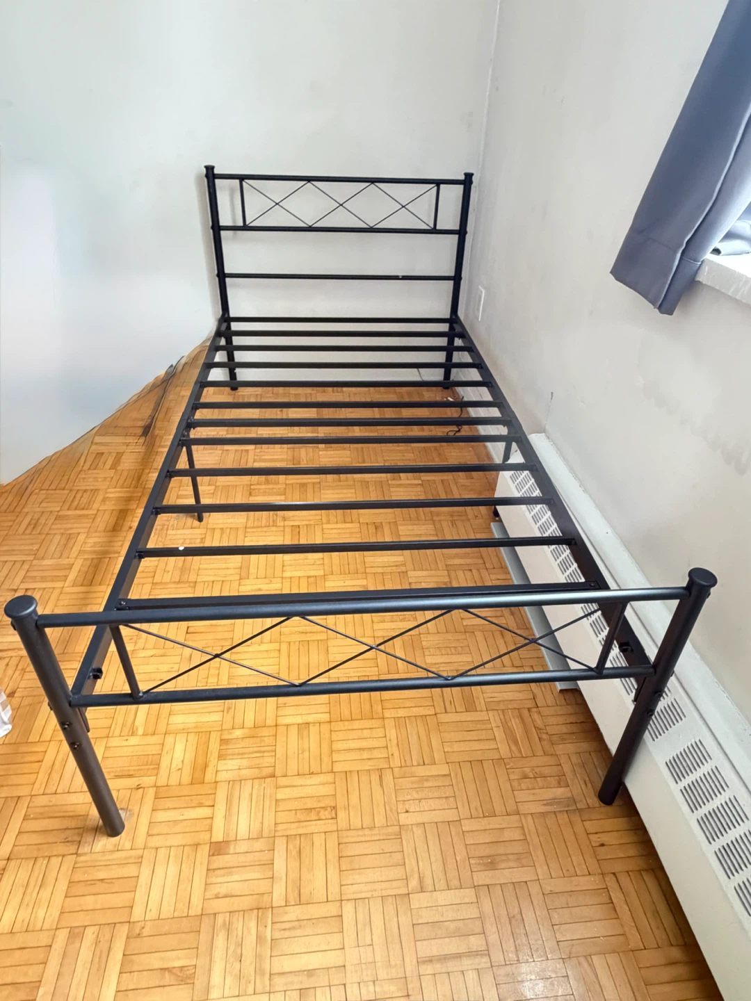 Twin bed frame/Need to gone ASAP!