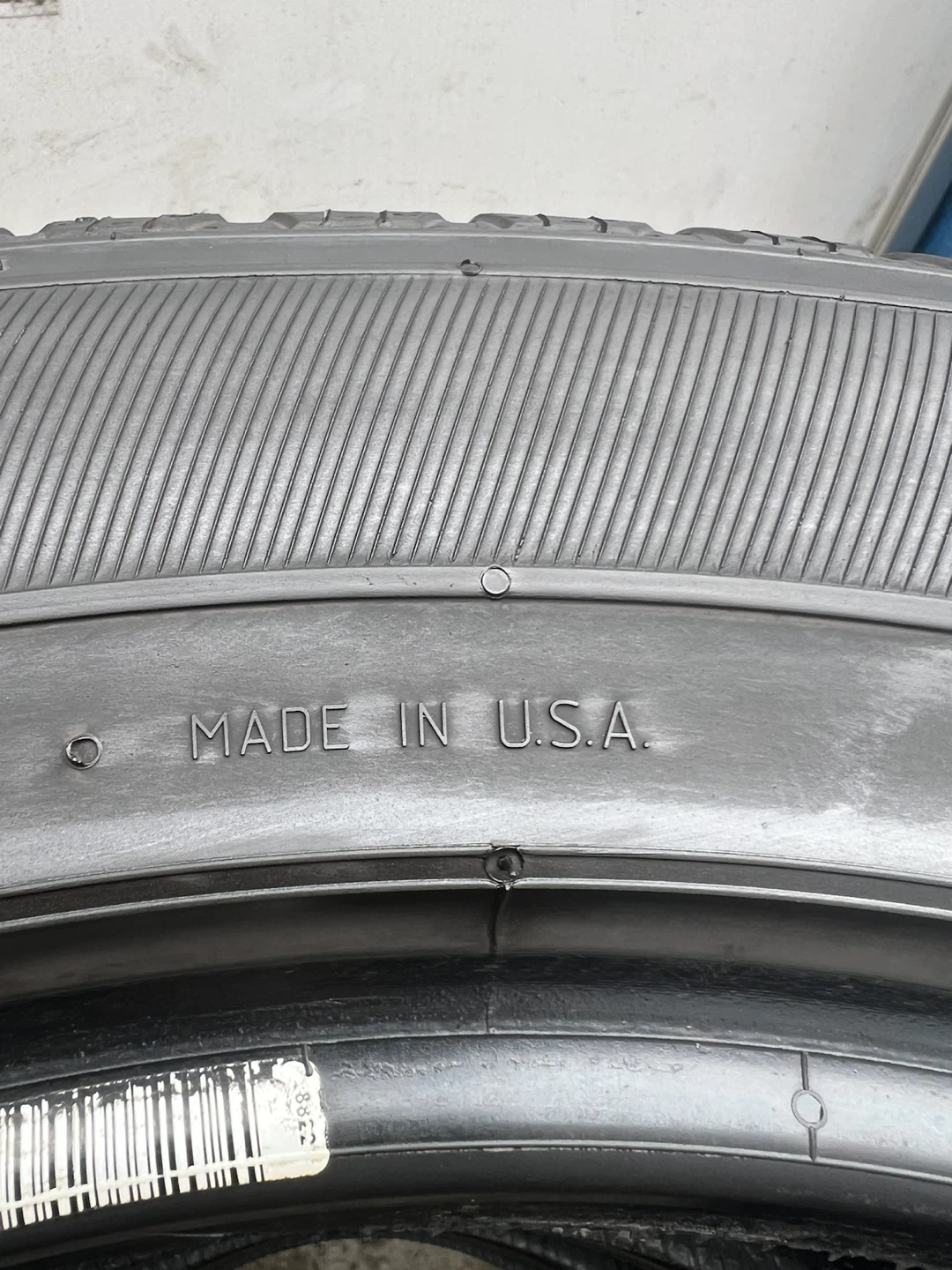 General Grabber 245/60R18 All Season Tires - photo 5
