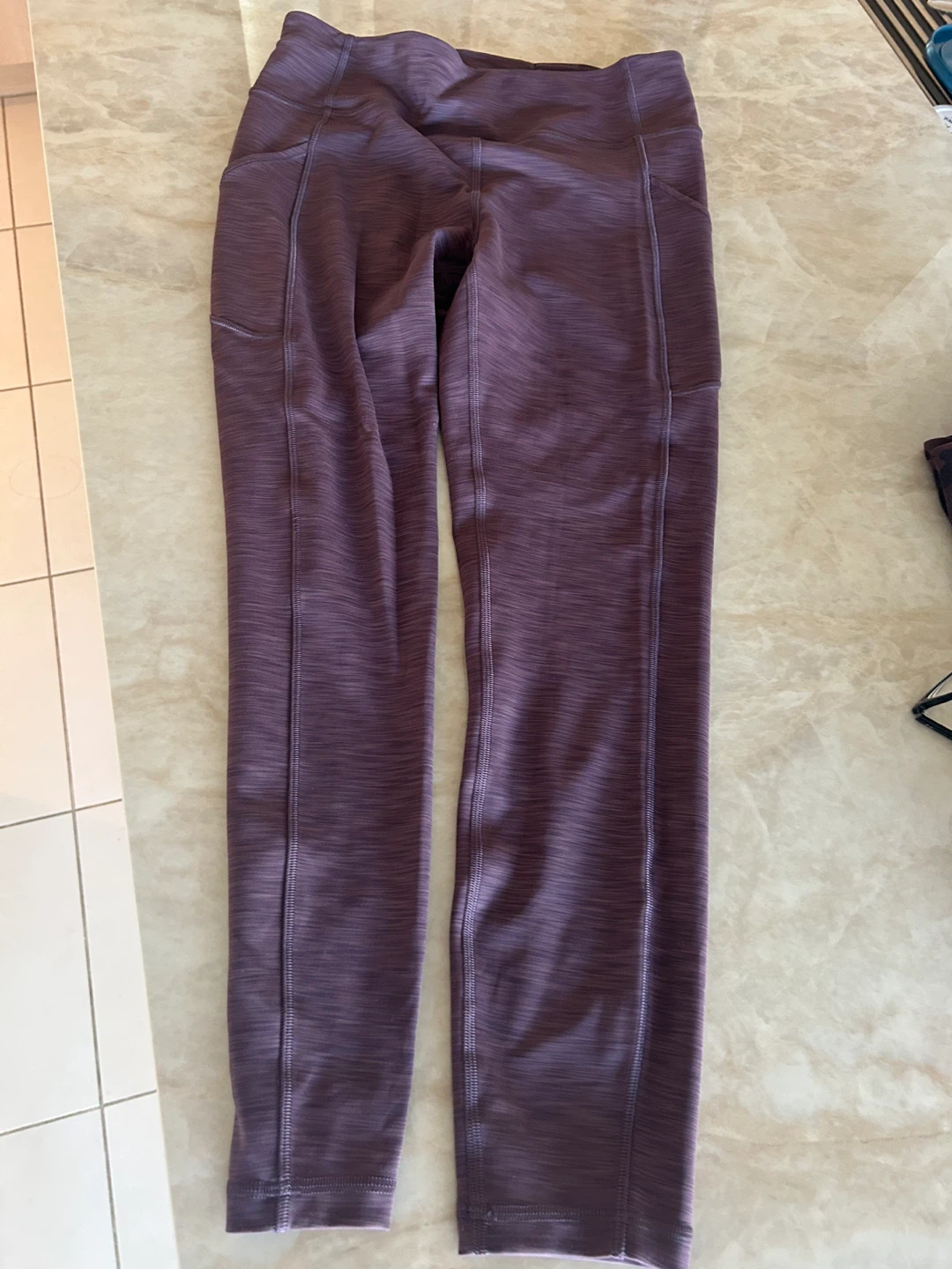 Lululemon leggings - photo 2