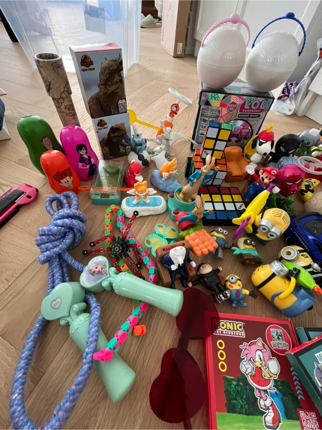 BACK TO SCHOOL! HUGE LOT of treasure chest toys! - photo 2