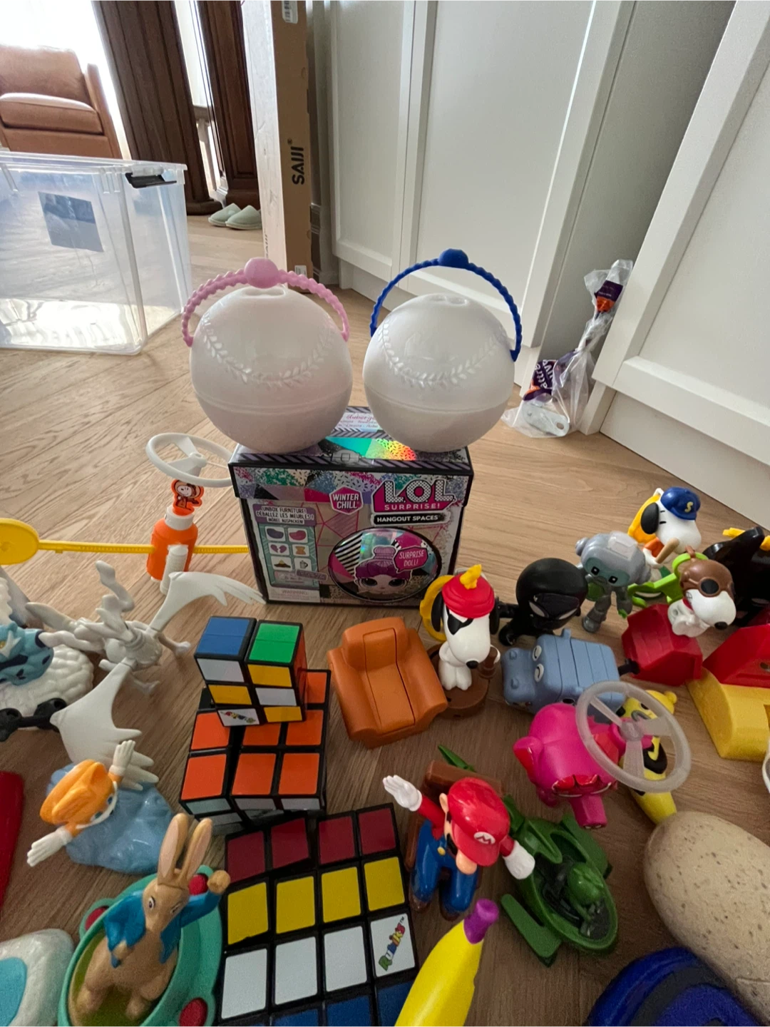BACK TO SCHOOL! HUGE LOT of treasure chest toys! - photo 5