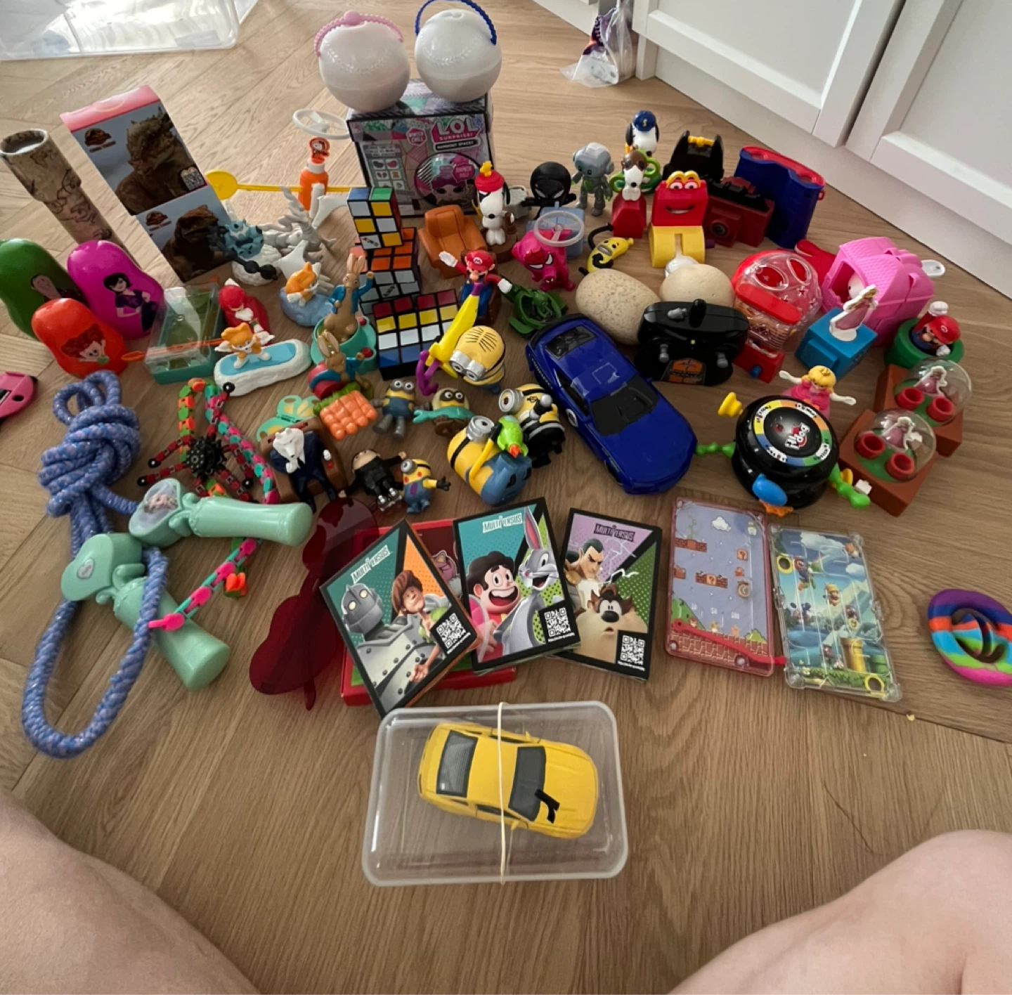 BACK TO SCHOOL! HUGE LOT of treasure chest toys!