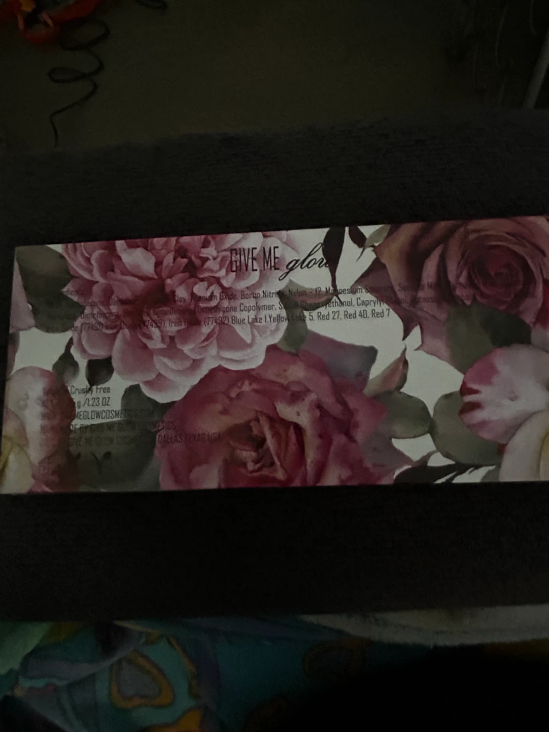 Give Me Glow Vivid Rose Eyeshadow Palette - photo 2