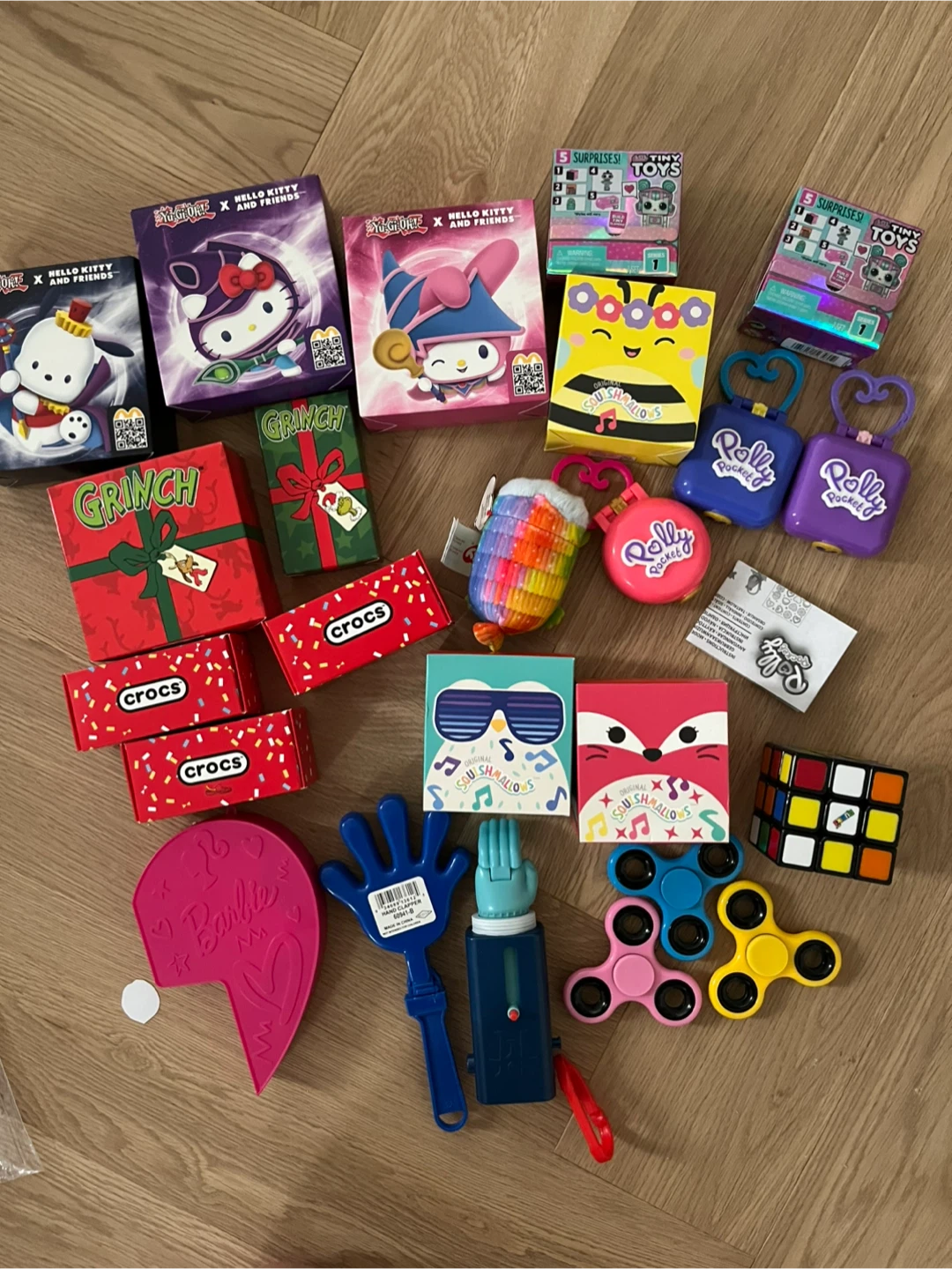 ALL OF THIS for $5!! Assorted Fidget Toys and Collectibles