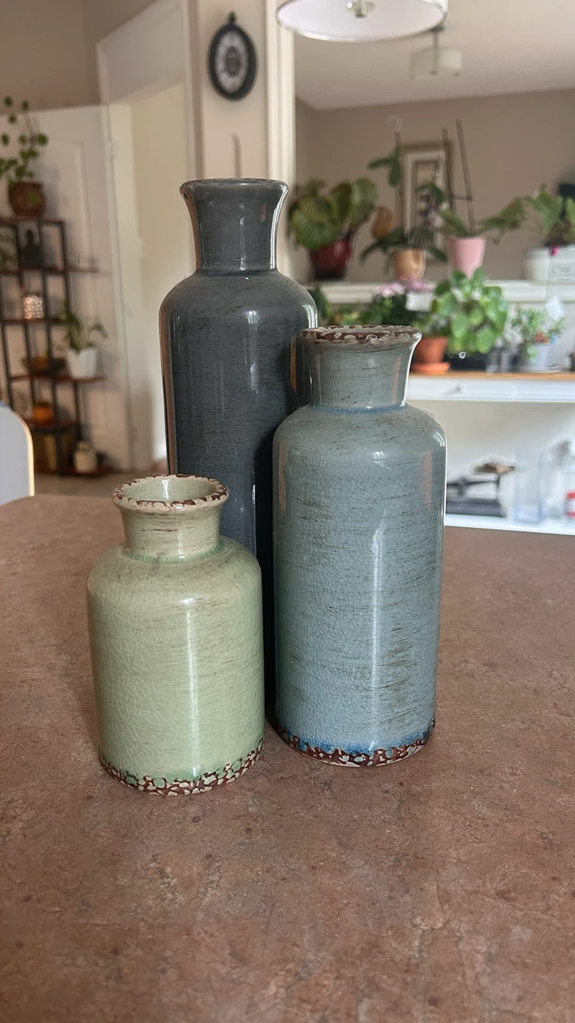 Set of 3 Ceramic Vases - photo 2