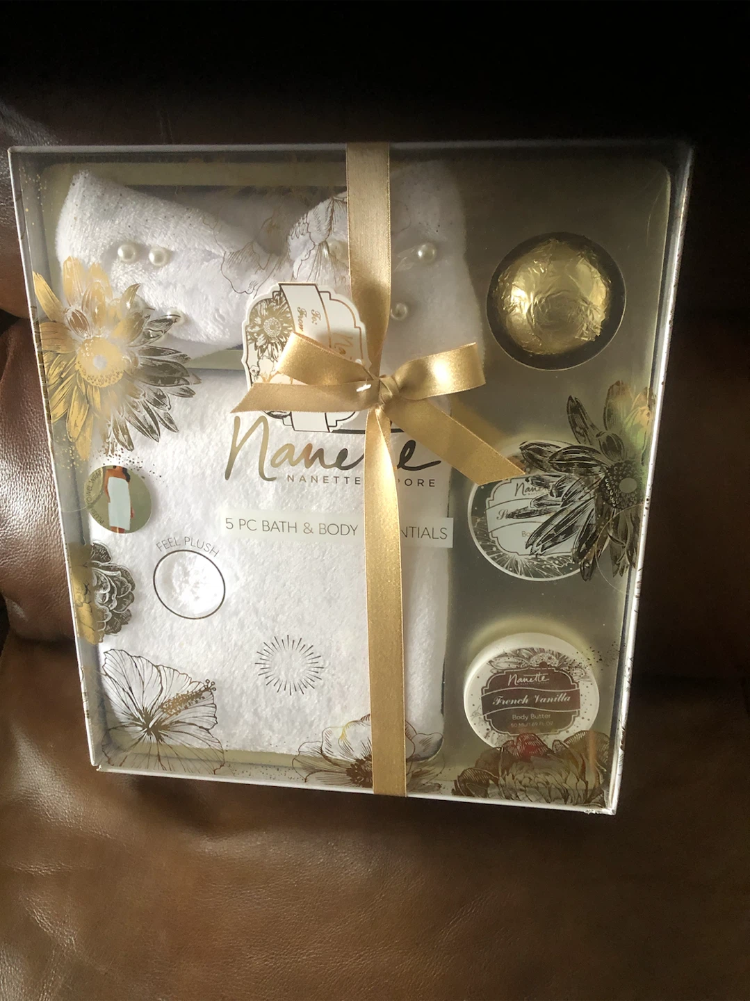 Nanette Lepore 5 PC Bath and Body Essentials Set