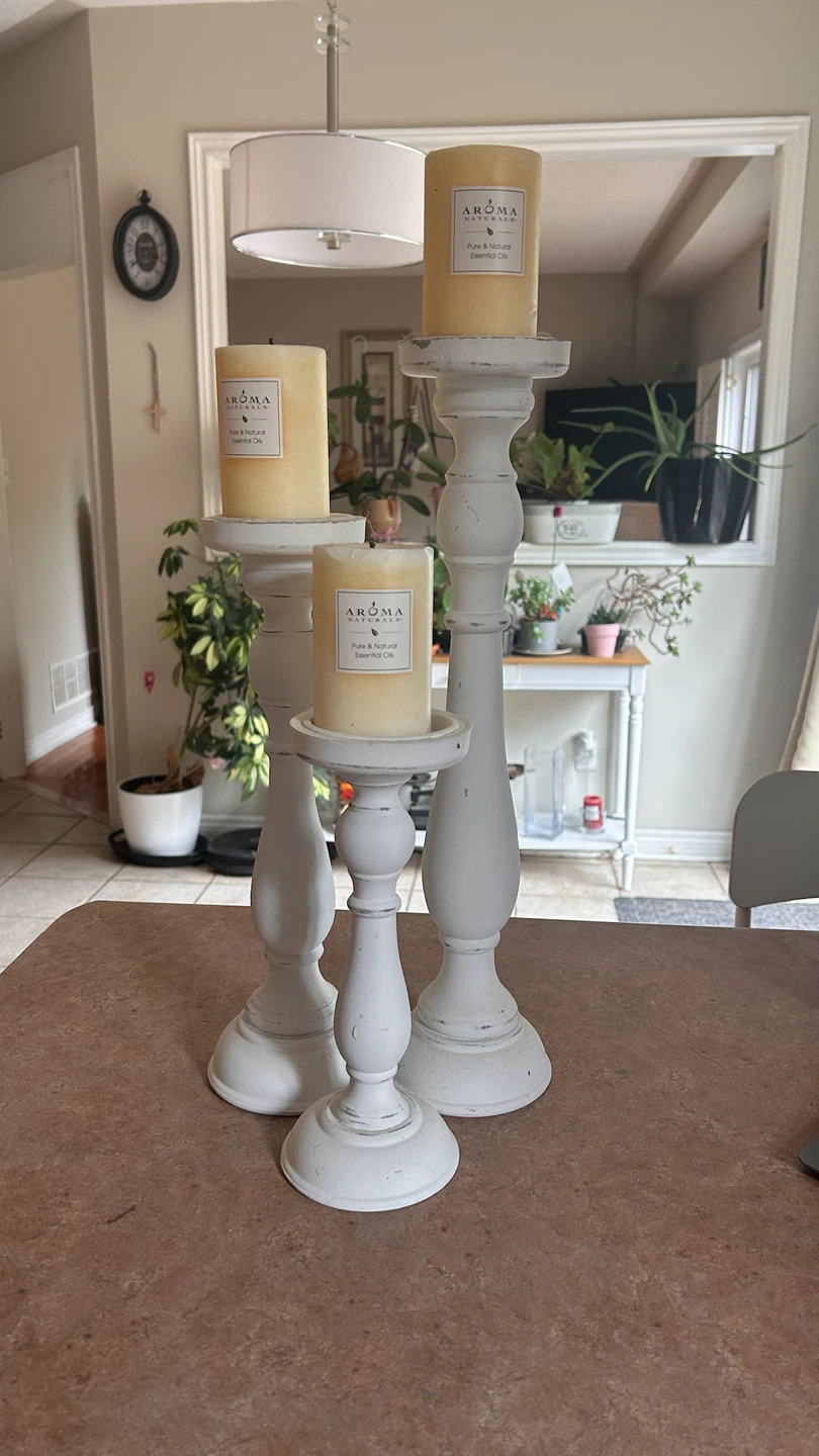 Set of 3 White Wooden Candle Holders