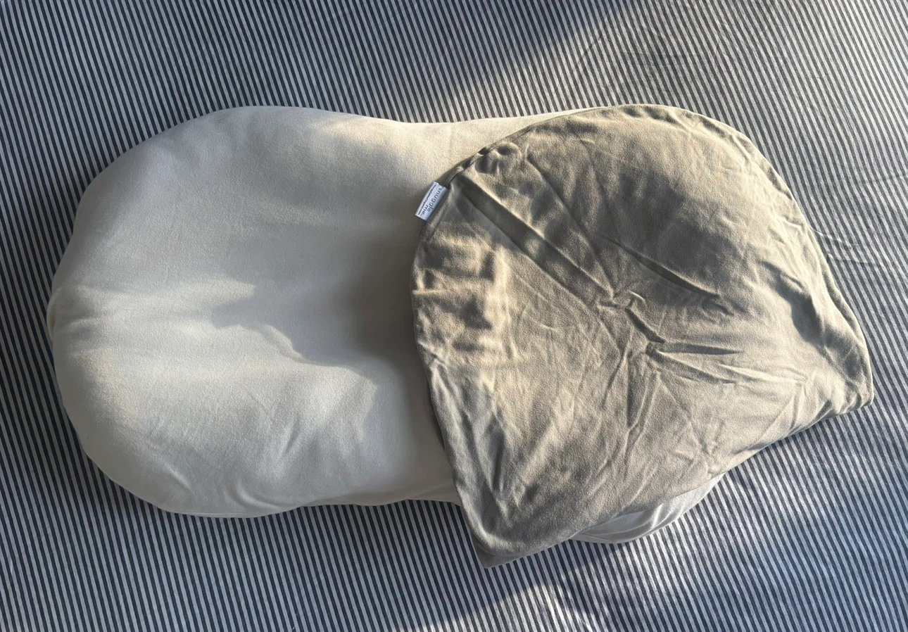 Snuggle Me Organic Infant Lounger + 2 Covers